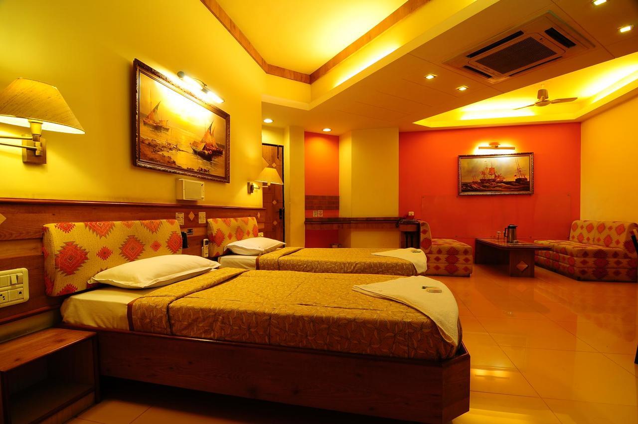 Panchavati Elite Inn Nashik Exterior foto